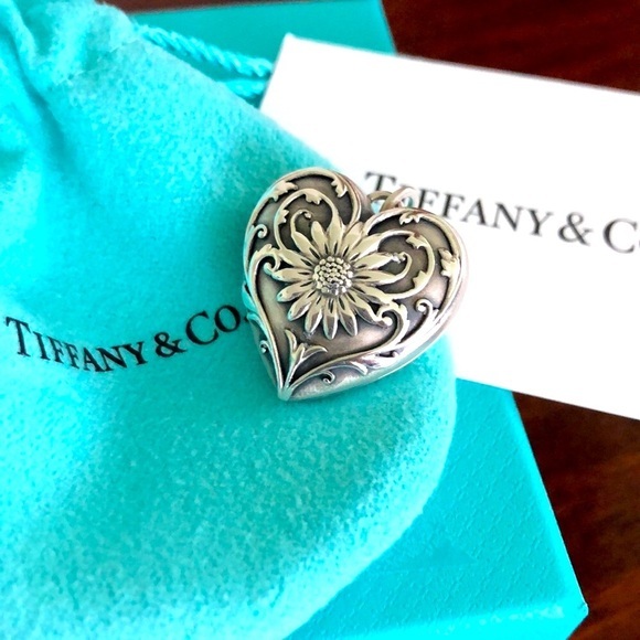 Tiffany & Co. Jewelry - RARE! Tiffany Ziegfeld Daisy Heart Locket